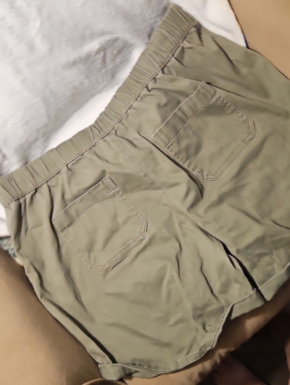 Como Vintage Olive Green Elastic Waist Shorts